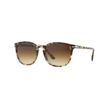 Load image into Gallery viewer, Persol 3007S - Industria dos Óculos
