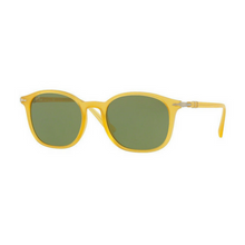 Load image into Gallery viewer, Persol 3182S - Industria dos Óculos
